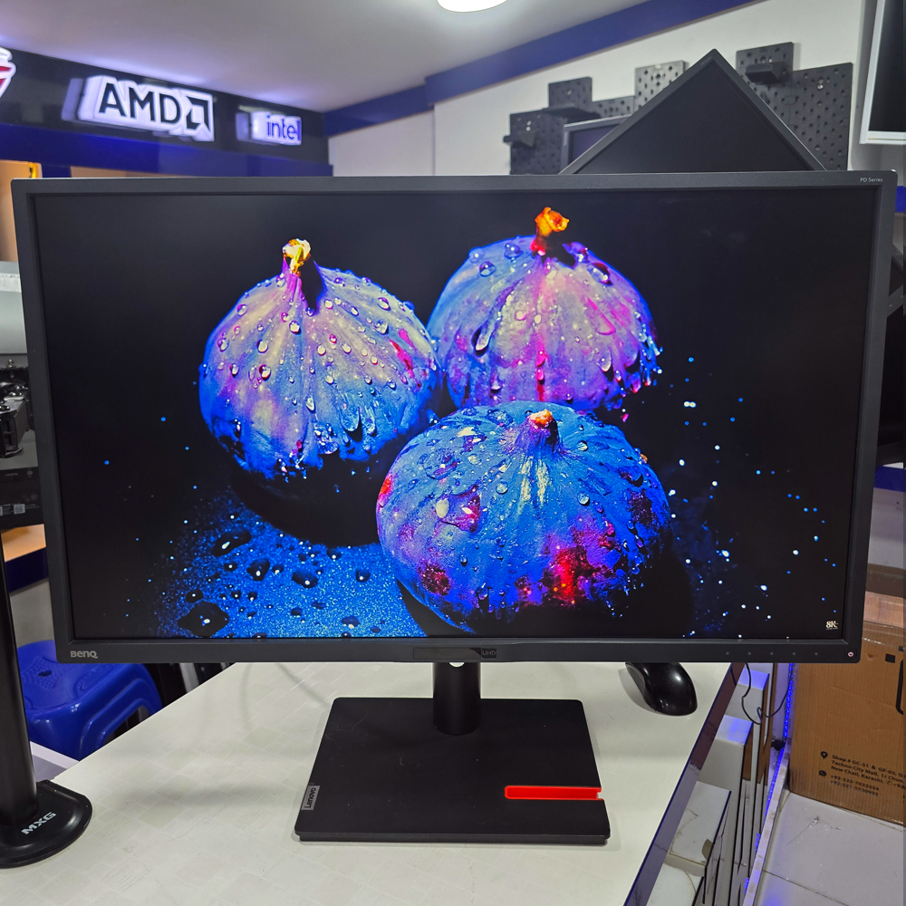 BenQ PD3200U 32 4K UHD Designer Monitor 100% sRGB & Rec.709, Factory Calibrated, Built-in KVM Switch